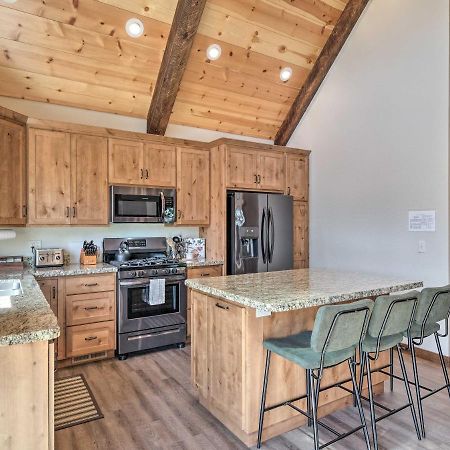Luxury Retreat Custom Mi-Wuk Village Cabin! Luaran gambar